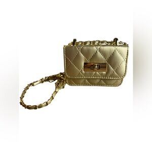 Elegant Gold Quilted Women's Bag
